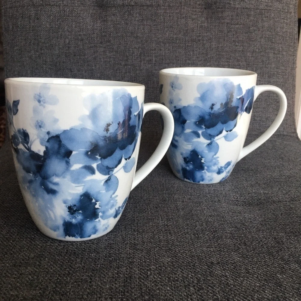 Set of 2 Midnight Roses Porcelain Coffee Mugs Blue White 12 oz